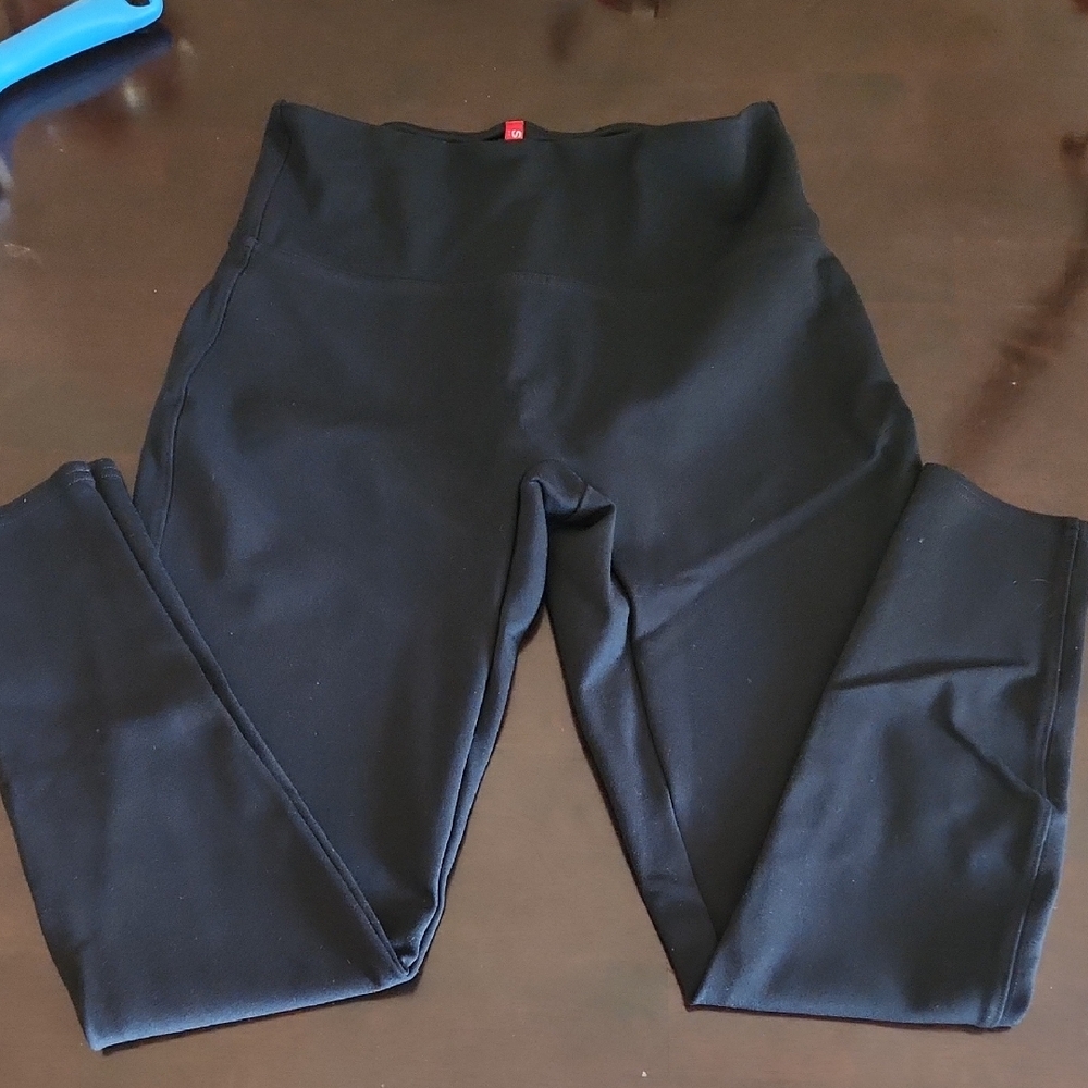SPANX Midnight Black Cropped Leggings